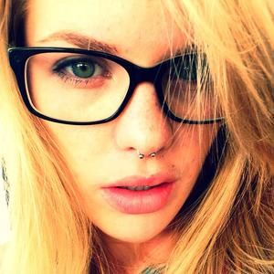 Meet your Posher, Brihtnie